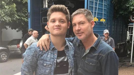 Toto Kirzner mostró cómo quedó tras quemarse con el barbijo puesto y pidió consejos a un familiar