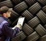 Reconocida marca de neumáticos anunció el cierre temporal de sus operaciones por conflictos gremiales