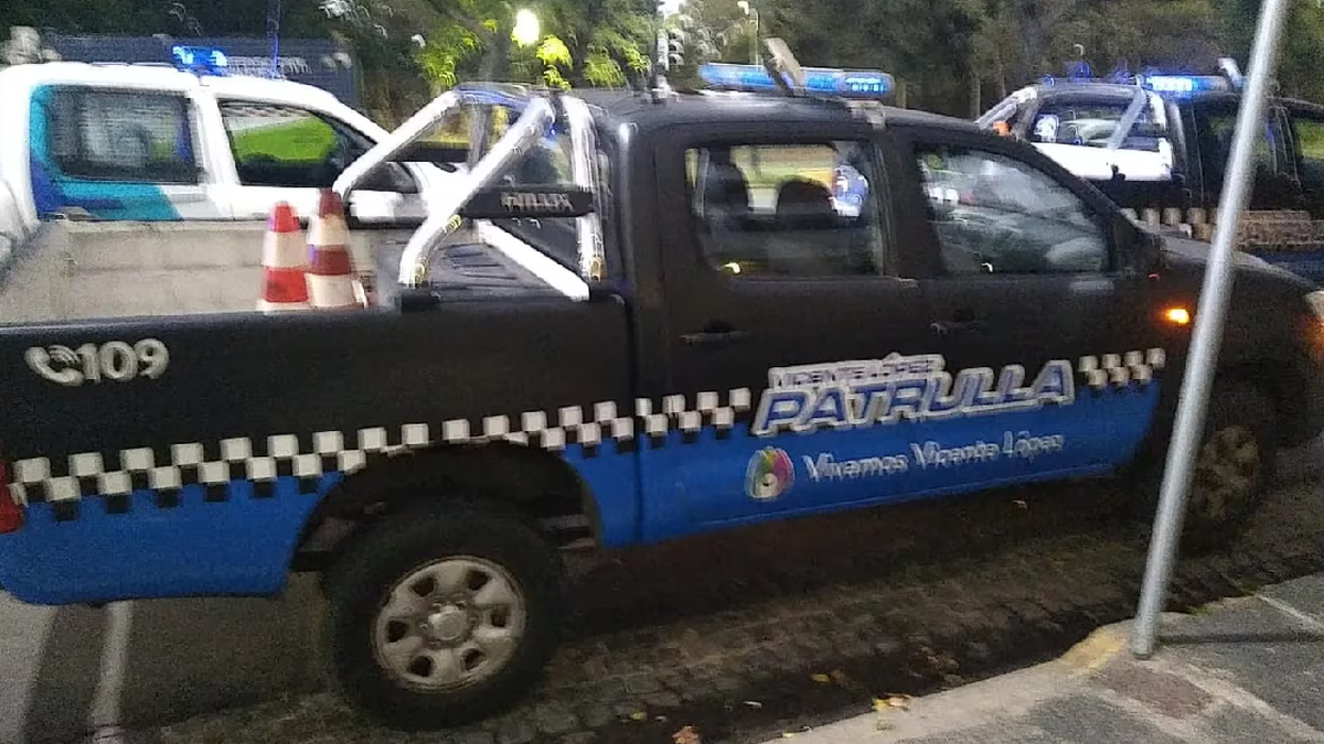 Robaron un patrullero en Vicente López y lo manejaron por 30 cuadras. (Foto: Policía de Vicente López)