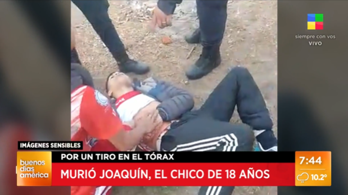 Joaquín Coronel, hincha que murió en el hospital. 