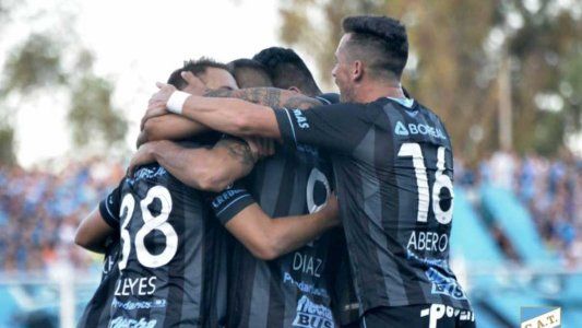 Atlético Tucumán no afloja, le ganó a Belgrano de visitante y quedó a un punto de Racing