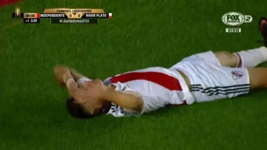 Borré tuvo la última al borde del área chica, pero su cabezazo se fue ancho