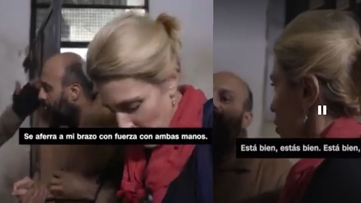El liberado se aferró a la mano de la periodista de la CNN, porque así comenzó a sentirse seguro. (foto: Captura deTV)