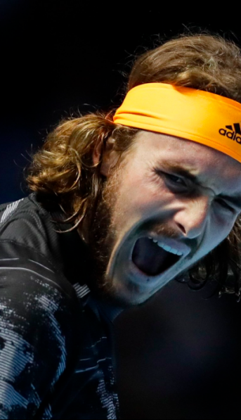 El maestro griego: Tsitsipas le remontó un partidazo a Thiem y se consagró en el Masters de Londres