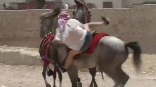 El accidente de Esmeralda Mitre en Por el mundo