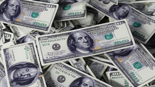 Brecha al 0%: el dólar blue bajó y empató el valor de la divisa en el Banco Nación