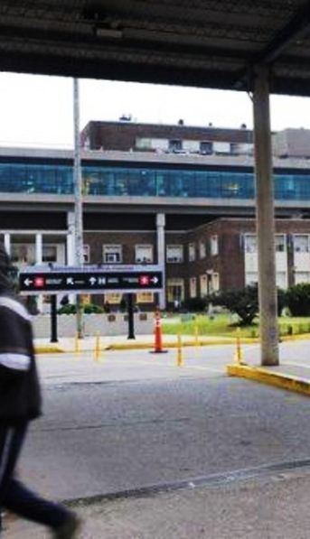 Tragedia en el hospital Posadas: un nene de doce años murió al arrojarse del séptimo piso