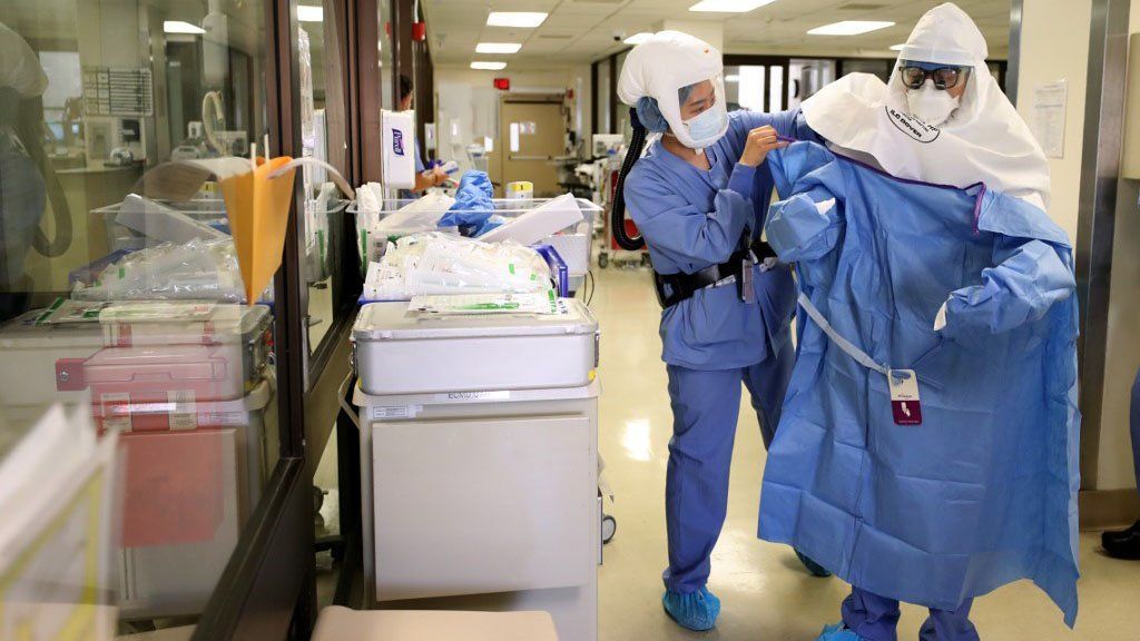 Estados Unidos bate récord diario con más de 45.000 casos de coronavirus y se acerca a los 2,5 millones de contagiados
