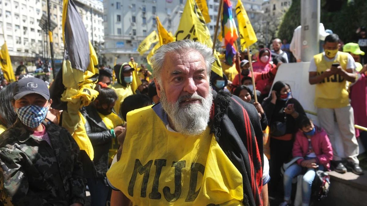 Piqueteros encabezados por Raúl Castells realizan un corte total en el Obelisco: qué calles se verán afectadas