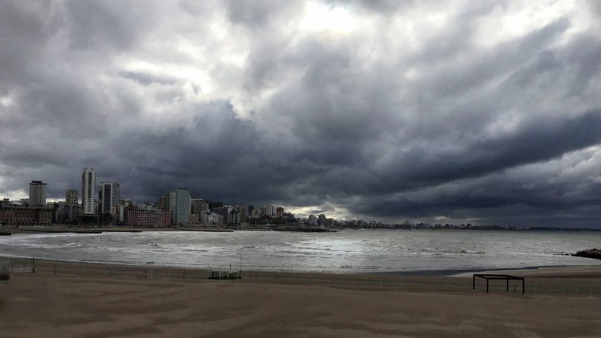 Pronóstico: alerta por vientos fuertes en gran parte del país. (Télam)