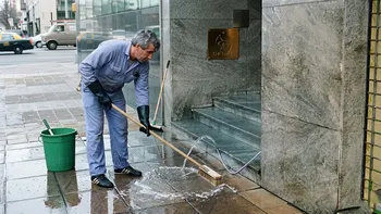 Expensas: ¿es legal dejar de pagar cuando el consorcio no cumple con una reparación pendiente?