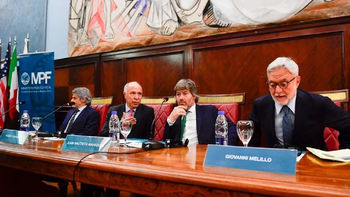 Lorenzetti, Mahiques y el italiano Melillo disertaron sobre narcocriminalidad en la UBA