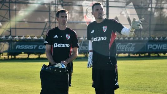 Alerta en River: el complejo panorama de los arqueros que preocupa de cara al comienzo del Torneo Apertura