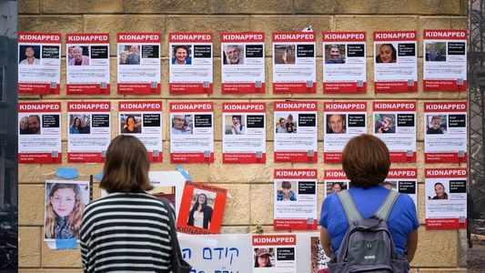 El Gobierno monitorea minuto a minuto la situación de los rehenes argentinos secuestrados por Hamas