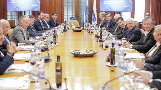 La UIA continúa su gira presidencial y ahora recibió a Lavagna y Urtubey