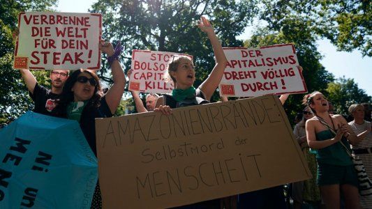 Crisis internacional por el Amazonas: Francia e Irlanda amenazan con no aprobar el acuerdo UE-Mercosur