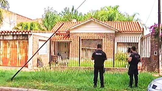 Extraña muerte en Rosario: hallan sin vida a dos gemelas con problemas de acumulación