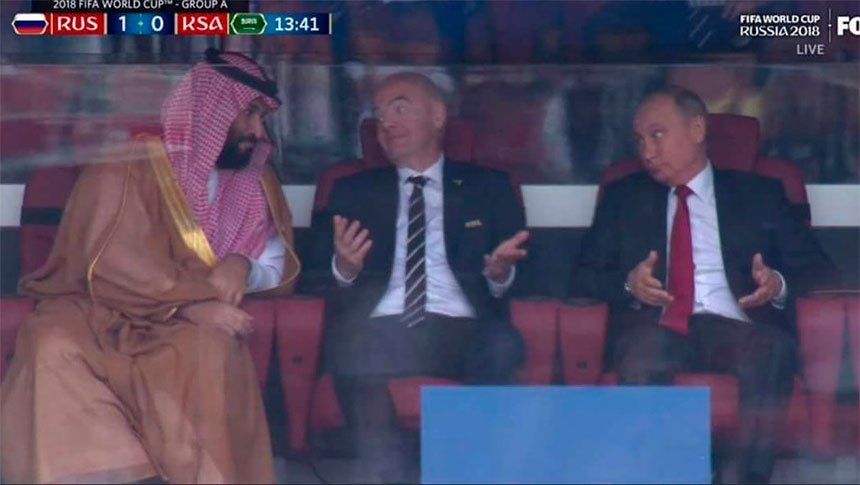 El curioso gesto de Putin e Infantino al príncipe de Arabia cuando Rusia hizo el primer gol