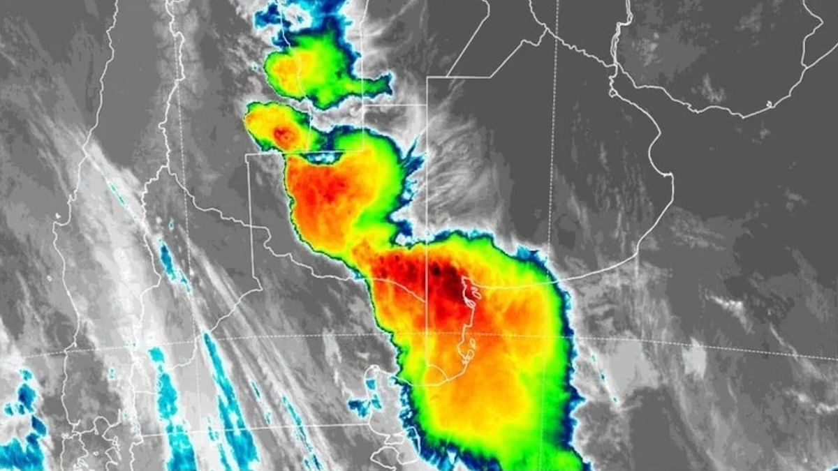 El SMN eleva a roja la alerta por las fuertes tormentas (Foto: SMN).