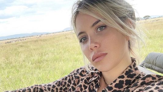 Wanda Nara lanzó su línea de bikinis y fue acusada de plagio