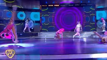 Charlotte Caniggia tuvo una accidentada presentación y Pampita fue implacable: En un momento la vi perdida