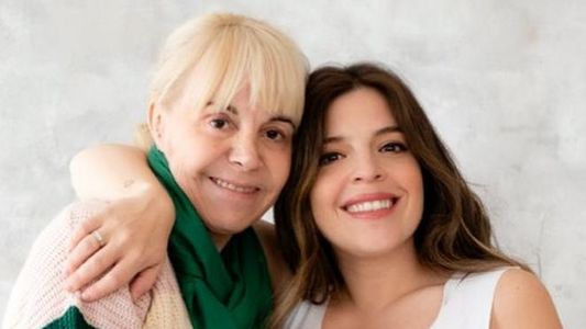 Claudia Villafañe reveló una insólita anécdota que protagonizó Dalma Maradona pasada de copas: Papelón