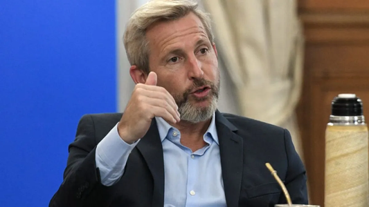 El cruce de Frigerio con una inteligencia artificial para respaldar la baja de impuestos en Entre Ríos