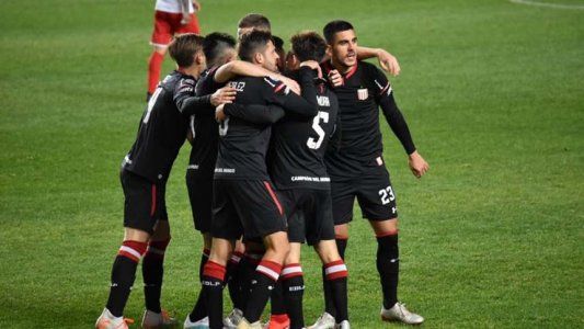 Superliga: Estudiantes goleó 3-0 en La Plata y le dio otro duro golpe a un Independiente sin respuestas