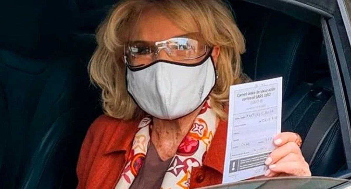 Mirtha recibió la segunda dosis de la vacuna Sputnik V