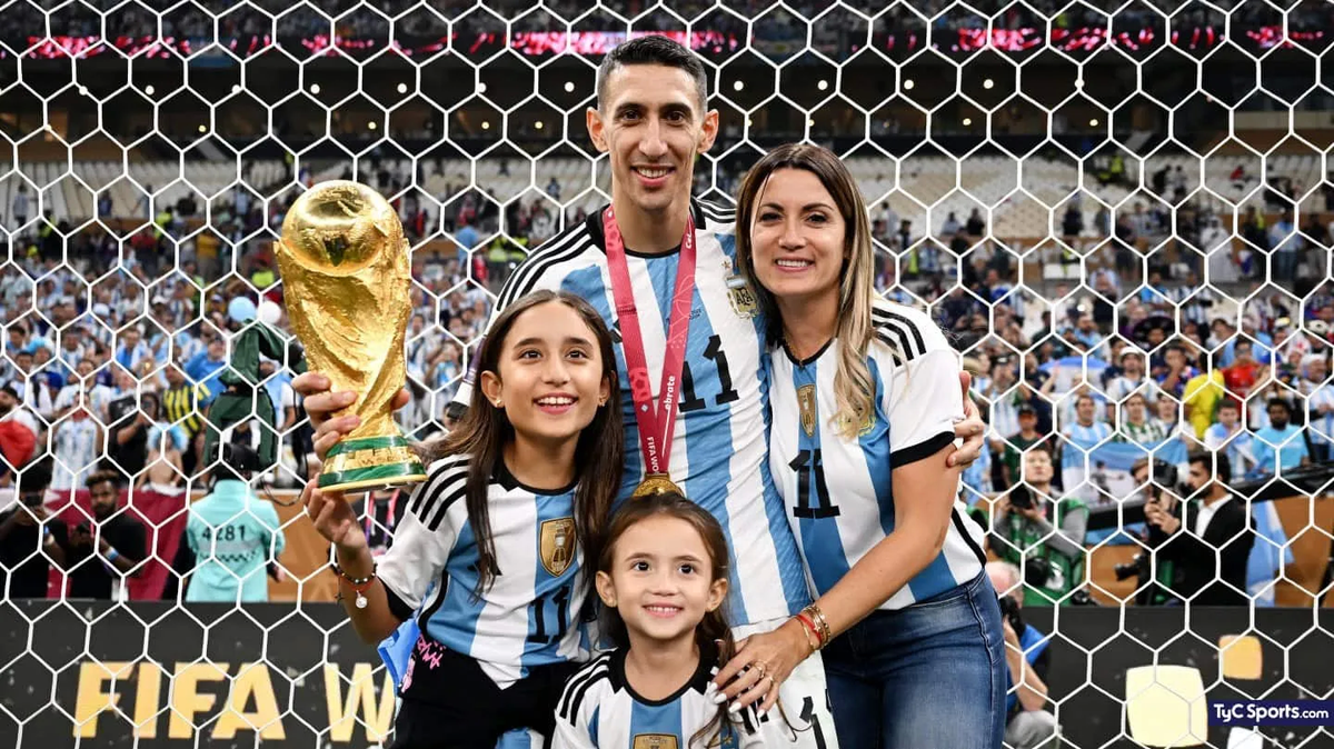 Jorgelina Cardoso, la esposa de Ángel Di María, fulminó a un reconocido diario deportivo tras la victoria ante Bolivia (Foto: Telam).