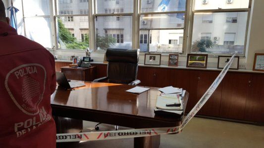 Atacaron con “proyectiles” la oficina del director de Vialidad Nacional