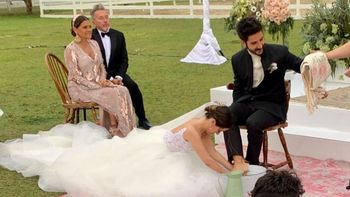 Polémica con hija de Ricardo Montaner por lavarle los pies a su marido