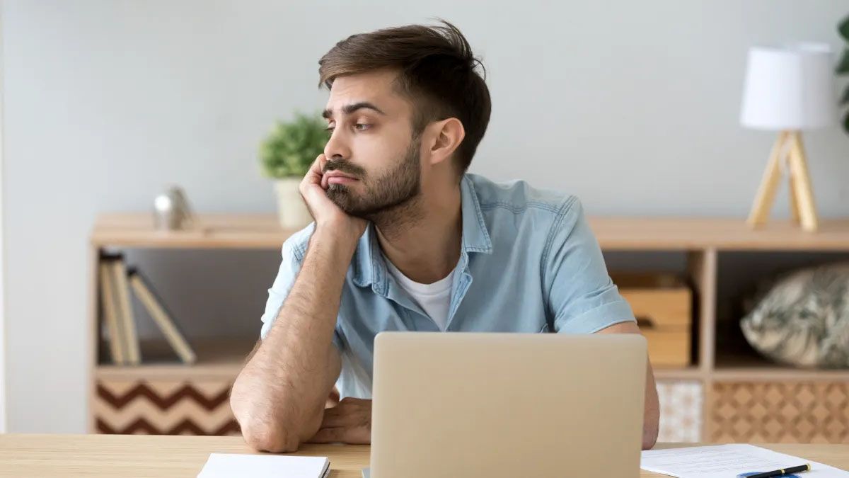 La trampa mental de cada signo: el error que estás cometiendo y que te impide concentrarte