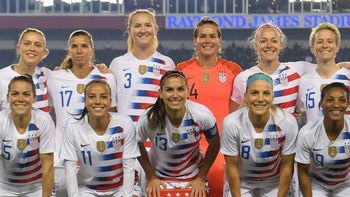 Histórico: la Federación de Estados Unidos pagará el mismo salario a futbolistas mujeres y varones