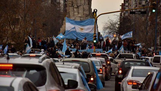 17A: convocan a un banderazo contra la cuarentena y la falta de libertades