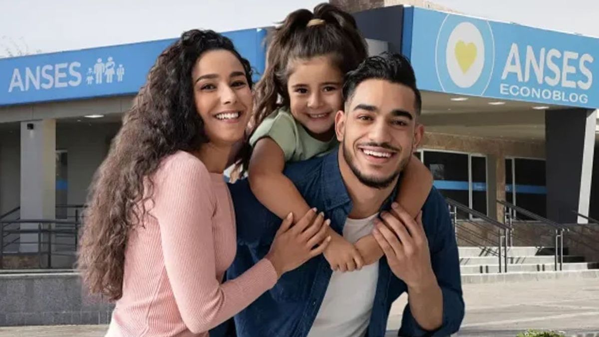 Milei aumentó los BONOS de ANSES tras la SUBA del salario mínimo: quiénes y cuánto lo cobran