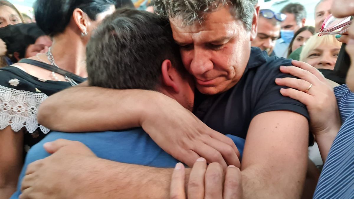 La foto que subió Facundo Manes a su cuenta de Twitter y se llenó de críticas.