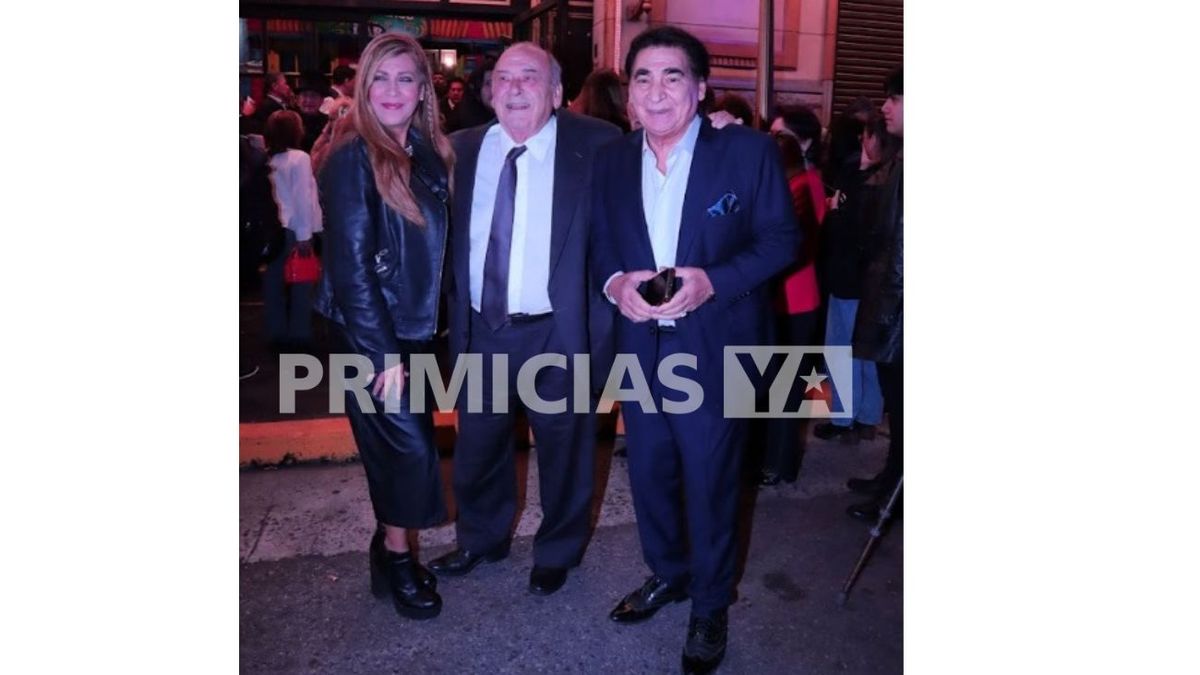 roberto piazza desfile famosos 5.jpg