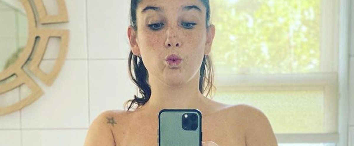 Juana Repetto posó en topless y reflexionó sobre el embarazo