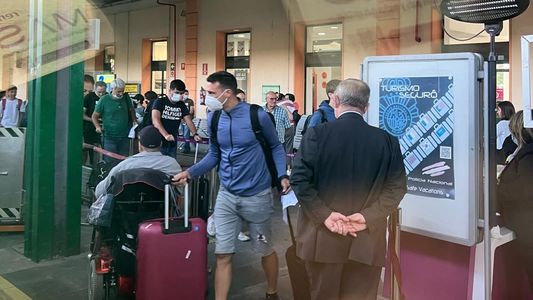 Lionel Scaloni y un viaje de regreso que se hizo viral en las redes: ¿Qué hizo?