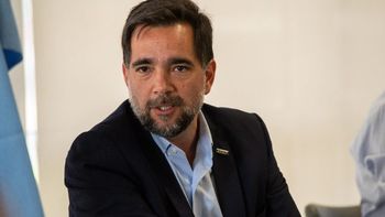 La investigación comenzó por el presunto robo de equipamiento tecnológico de ARSAT, pero los allanamientos terminaron con el hallazgo de millones de dólares en efectivo, drogas sintéticas y cocaína en propiedades vinculadas a Facundo Leal. (Foto: Arsat). La investigación comenzó por el presunto robo de equipamiento tecnológico de ARSAT, pero los allanamientos terminaron con el hallazgo de millones de dólares en efectivo, drogas sintéticas y cocaína en propiedades vinculadas a Facundo Leal. (Foto: Arsat).