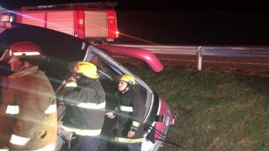 Uruguay: volcó un micro que llevaba jóvenes bailarines de La Plata y hay ocho heridos