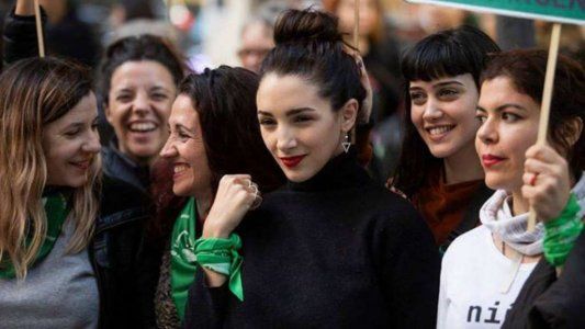 Fuerte mensaje de Thelma Fardin tras la imputación a Juan Darthés