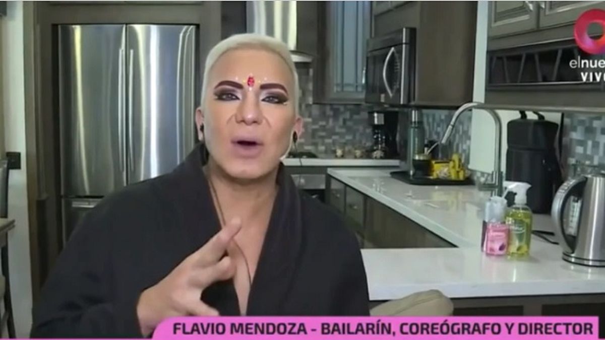 Flavio Mendoza comparti&oacute; a trav&eacute;s de un m&oacute;vil televisivo el lujoso y modern&iacute;simo motorhome en el que vive con su hijo, mientras gira por el pa&iacute;s con su circo.&nbsp;