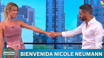 ¿Todo mal con Nicole? ¿Sus compañeros están enojados porque sale por Skype?