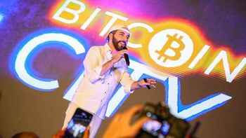 Bitcoin: qué advertencia le hizo el FMI a El Salvador