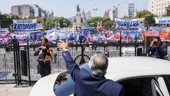 El peronismo lanza el plan sálvese quien pueda y Alberto Fernández declara una nueva guerra