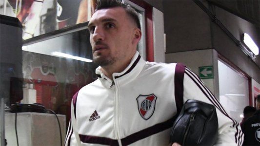 El desplante de Armani a Rossi luego de finalizado el partido entre River y Lanús