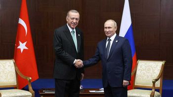 Vladimir Putin se reunió con el presidente turco, Recep Tayyip Erdogan para analizar negociaciones por la guerra en Ucrania (Foto: Gentileza RTVE) Vladimir Putin se reunió con el presidente turco, Recep Tayyip Erdogan para analizar negociaciones por la guerra en Ucrania (Foto: Gentileza RTVE)