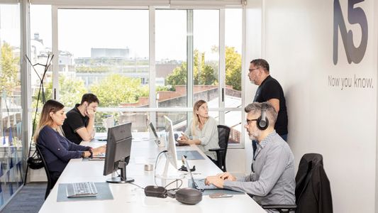 Esta fintech busca cubrir 105 vacantes para trabajar desde cualquier parte del mundo